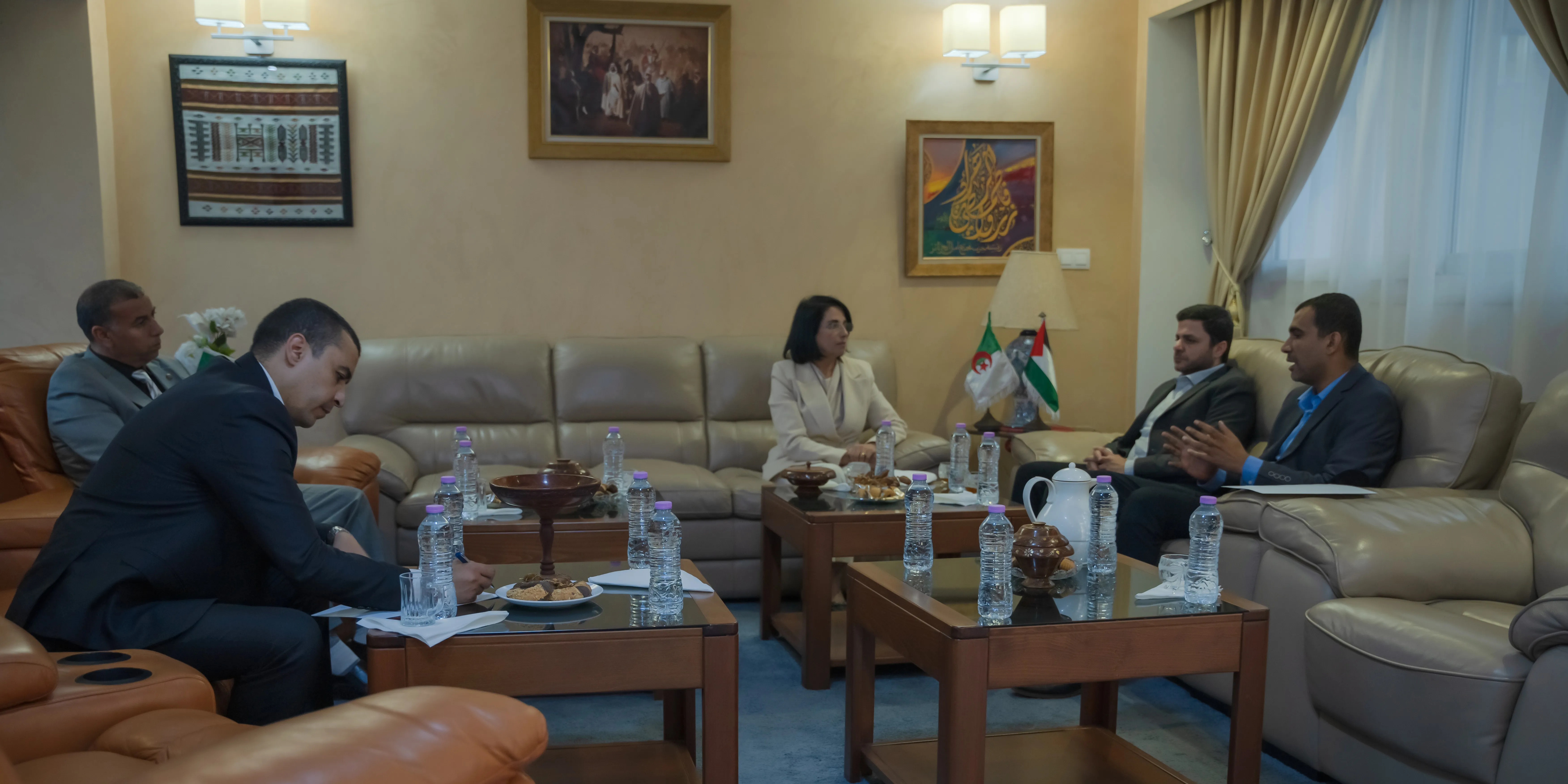 ممثلي فصائل المقاومة الفلسطينية ينظمون جولة زيارات لعدد من الأحزاب الجزائرية